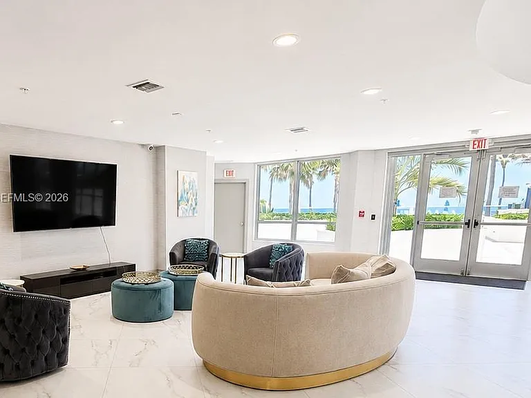 5200 N Ocean Dr #1105 — Photo 25