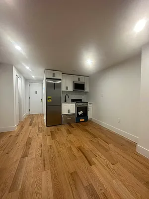 Rented by Corcoran | media 11