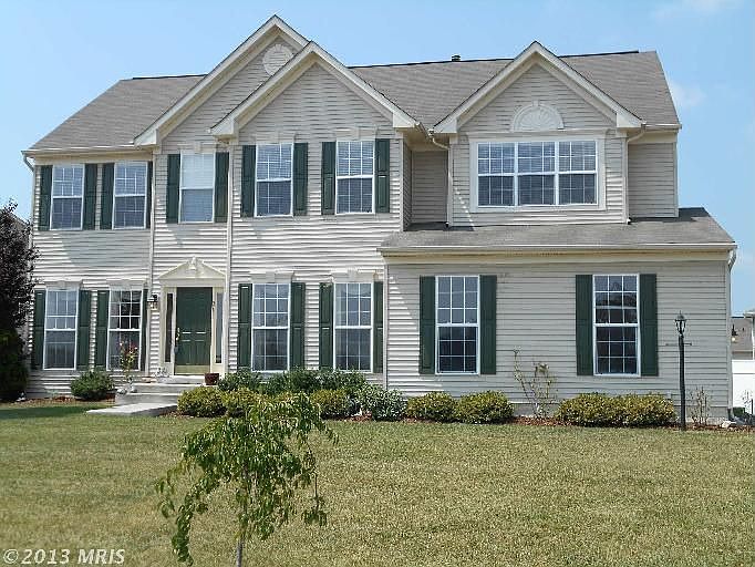 1st image of 213 Lynnehaven Dr