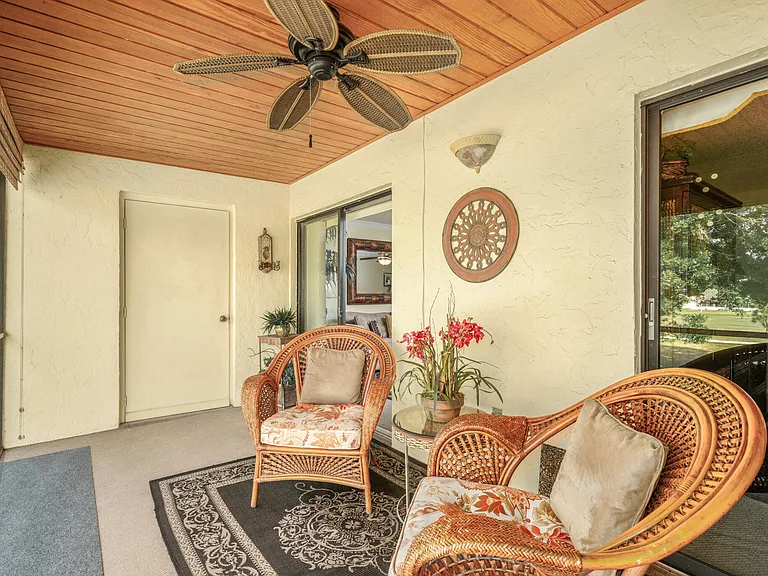 3833 Edgewater Dr — Photo 33