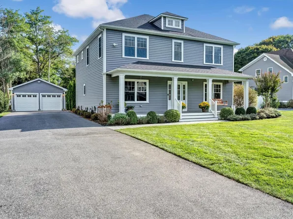 14 Culver Lane, East Moriches, NY 11940