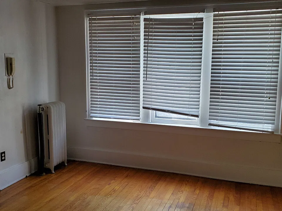 275 Park Ave #25