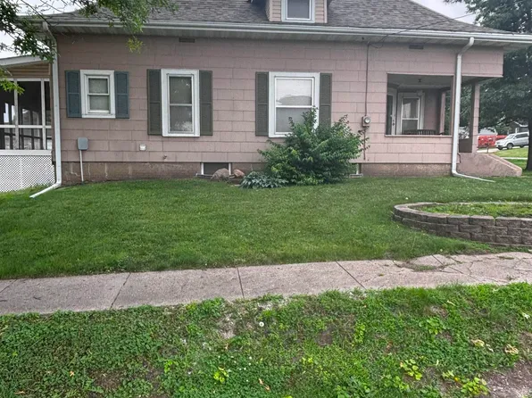 403 Water St, Kellogg, IA 50135