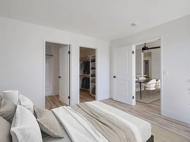 The Lucci | Renovated 1 & 2 Bedroom Apartments in Clairemont — Photo 14