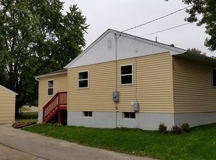 1008 Ulstad Ave, Albert Lea, MN 56007