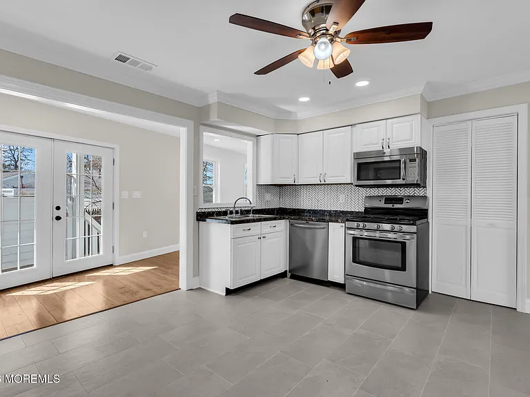 101 Clearwater Dr — Photo 12