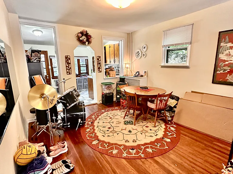 3315 Arnold St — Photo 7