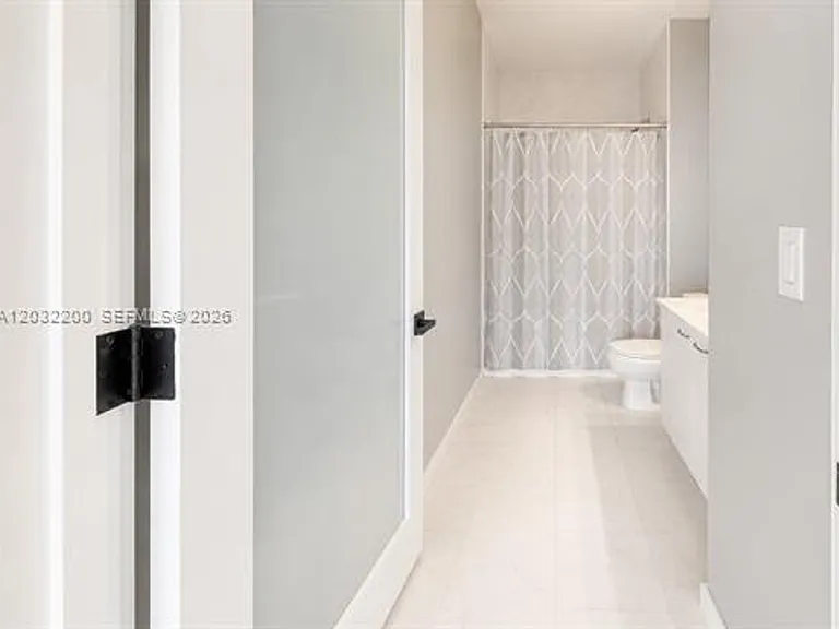 133 NE 2nd Ave #3112 — Photo 9