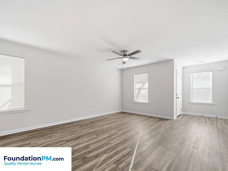 1398 E Barton Ave — Photo 8