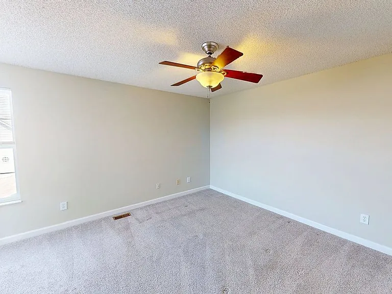 2059 Coleman Dr — Photo 24
