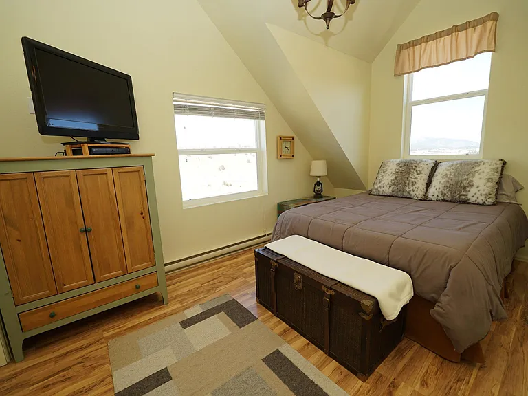 102 Way Station Ct — Photo 5