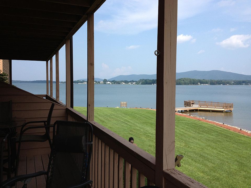 1st image of 660 Montevista Rd #302