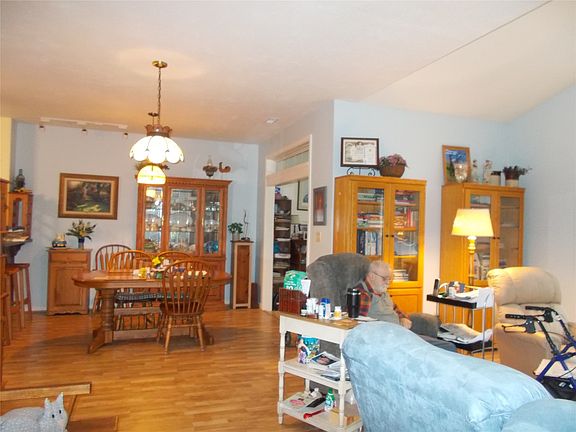 4th image of 11303 Dawn Dr
