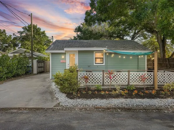 3027 Burlington Ave N, Saint Petersburg, FL 33713