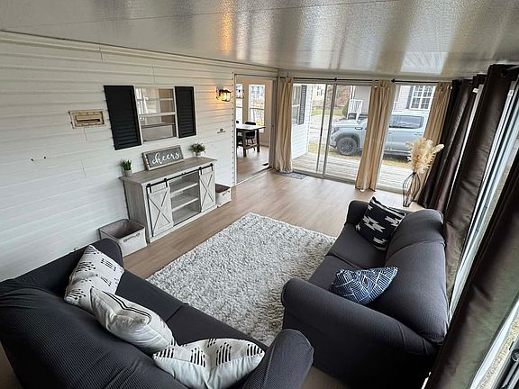 4th image of 490 Empire Rd #Sha037