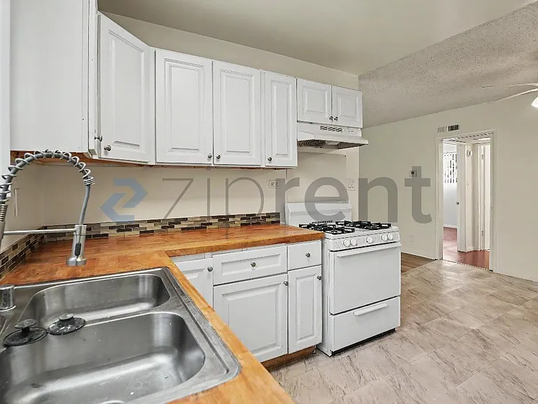 1934 S Holt Ave #2 — Photo 6