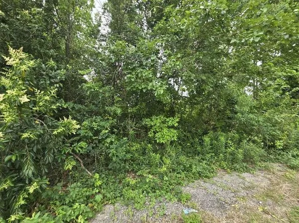 5903 Decker Dr, Baytown, TX 77520