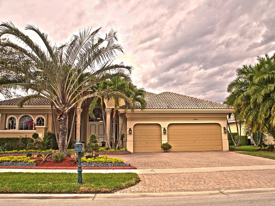 1st image of 10885 Hawks Vista St