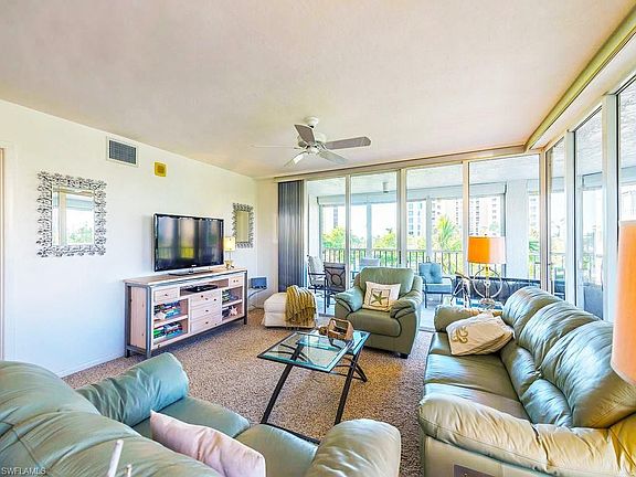 3rd image of 11116 Gulf Shore Dr APT 201