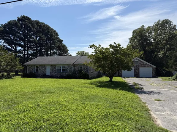 20025 Metompkin Rd, Parksley, VA 23421