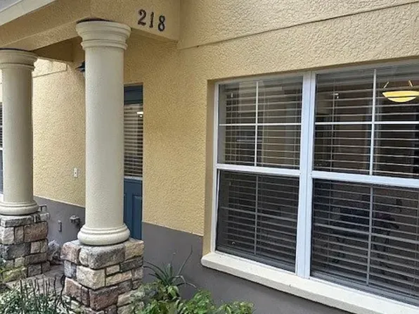 218 Draw Bridge Ln, Valrico, FL 33594
