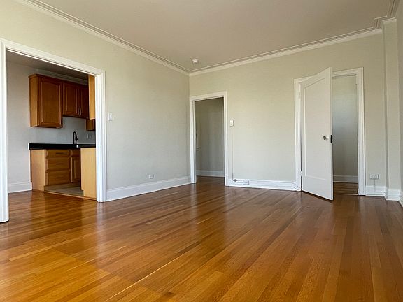 2nd image of 2165 Larkin St APT 406