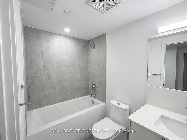 1604 Charles St #416-B — Photo 11