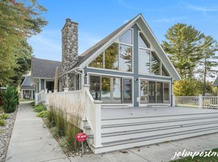 8516 W Silver Lake Rd, Mears, MI 49436