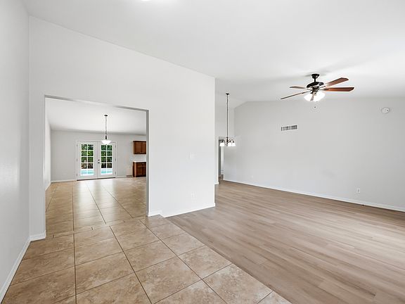 4th image of 6232 W Sierra St