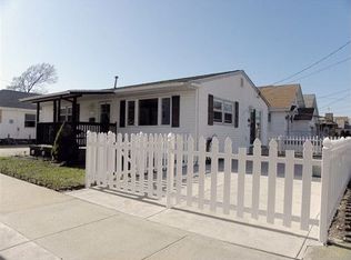5601 Edgewater Ave, Ventnor, NJ 08406