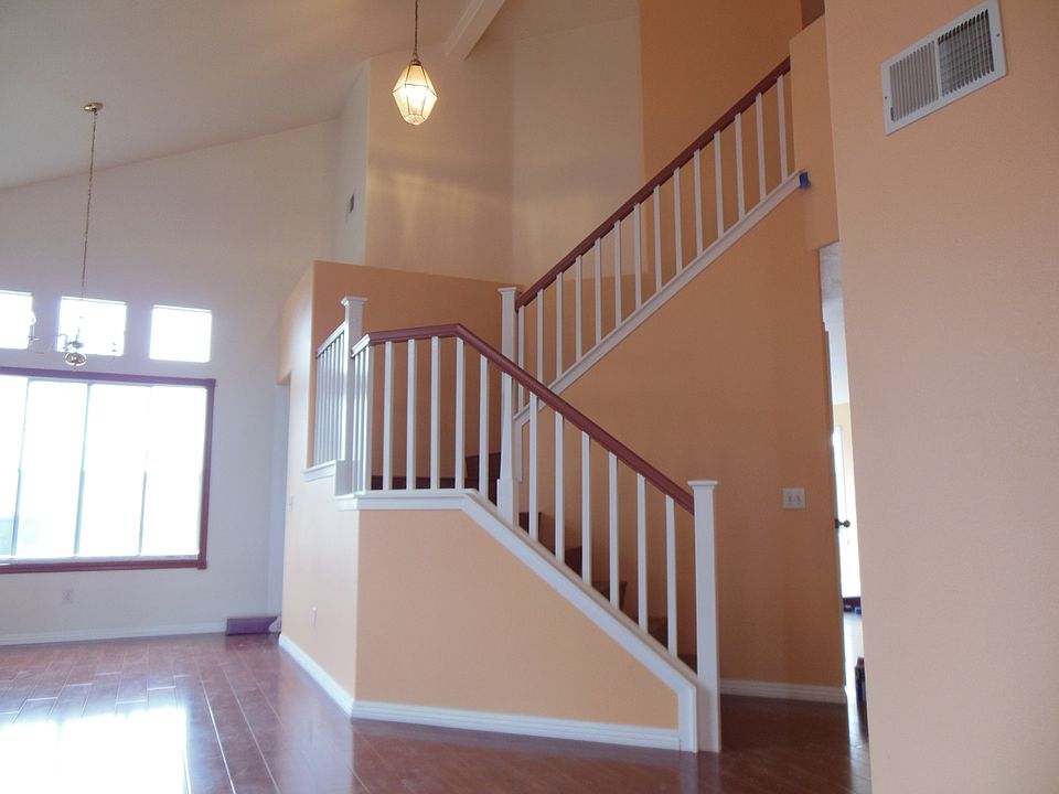1st image of 11337 Zinnia Way