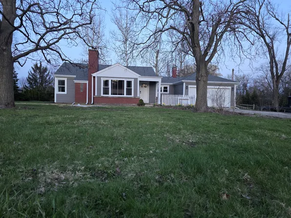 8401 Meadowbrook Dr, Burr Ridge, IL 60527