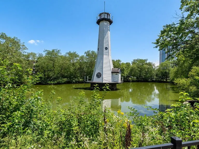 Lighthouse at Twin Lakes Apartment Homes — Photo 30