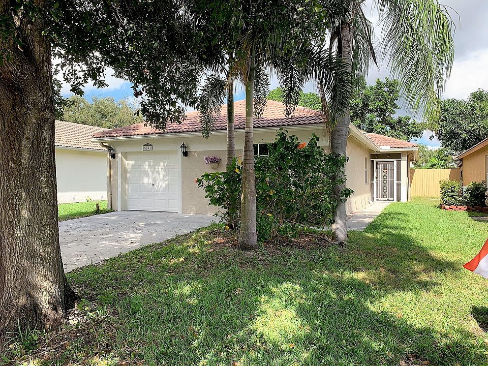 1st image of 5261 Canoe Bend Dr