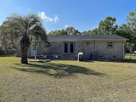 2nd image of 1237 Redeemer Dr