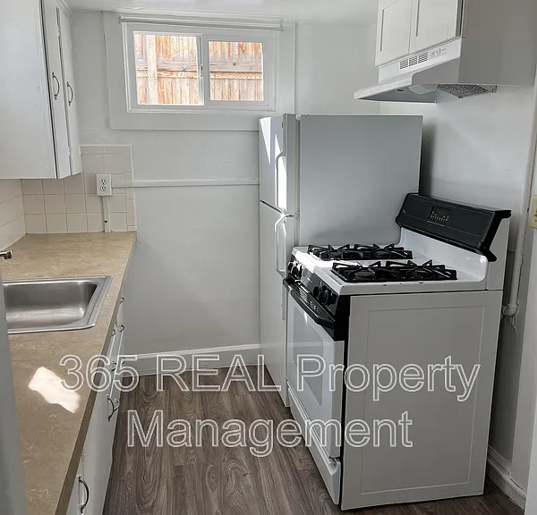 2036 8th Ave #1 — Photo 4