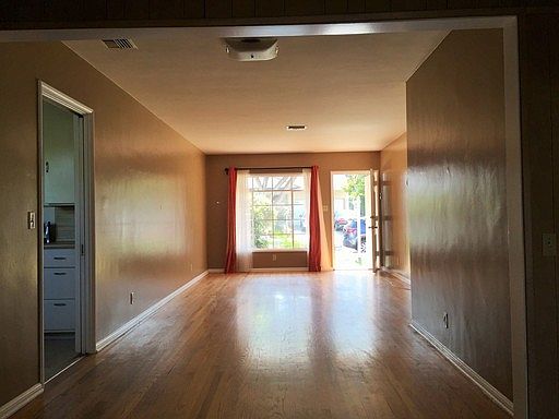 1st image of 10431 Floralita Ave