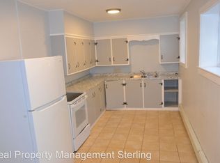 120 North St #A, Bristol, VT 05443