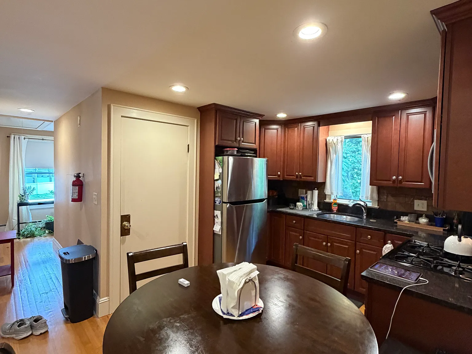 2 bed, $2,600 — Photo 3