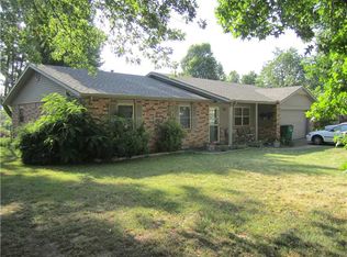 2200 Ellen St, Springdale, AR 72762