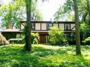831 Clayton Dr, Worthington, OH 43085