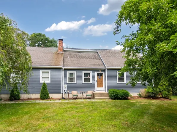 64 Dorothy Dr, Plymouth, MA 02360