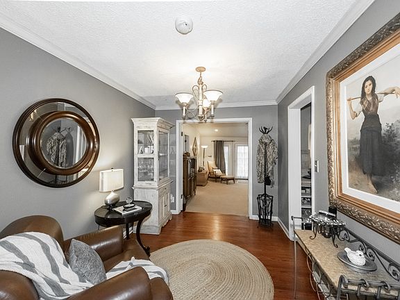 Dining (or sitting room!)