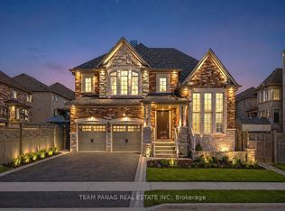 39 Dalmeny Dr, Brampton, ON L6X 2Y4