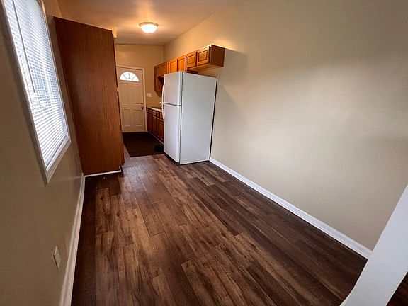 4th image of 1012 Belaire Ave