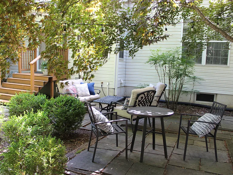 7 Matson Ct — Photo 36