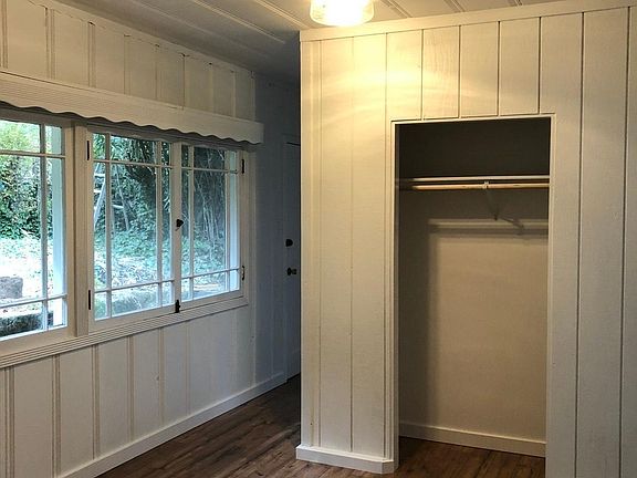 Closet in the bedroom