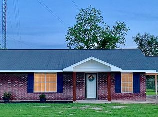 725 Acadian Dr, Jennings, LA 70546