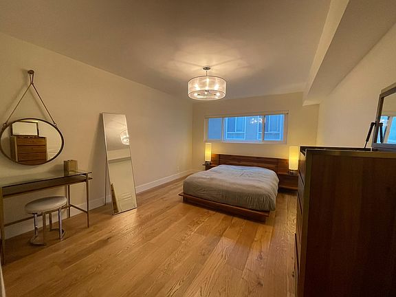 5th image of 1734 N Fuller Ave APT 210