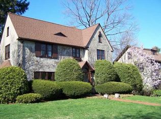 10 San Gabriel Dr, Rochester, NY 14610